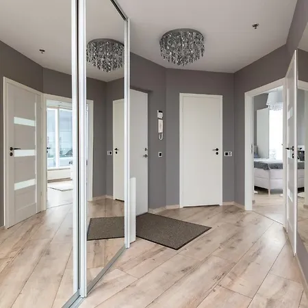 Lejlighed Modern And Stylish At The Top Of On The 28th Floor *