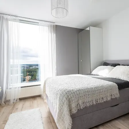 Apartment Modern And Stylish At The Top Of On The 28th Floor *