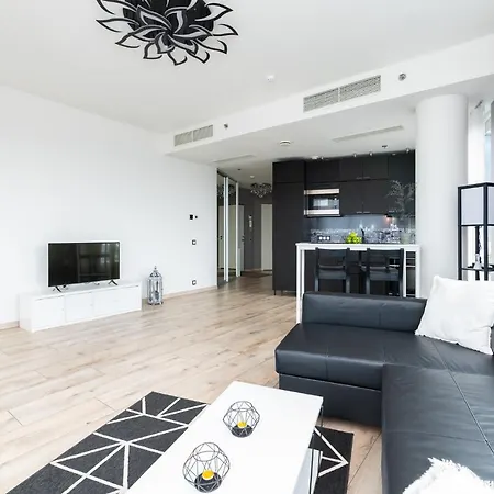 Modern And Stylish At The Top Of On The 28th Floor Lejlighed Tallinn